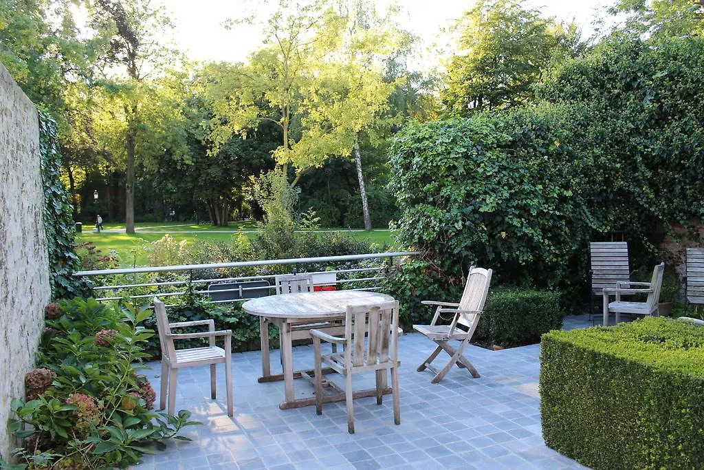 B&B Koetshuis 브뤼헤