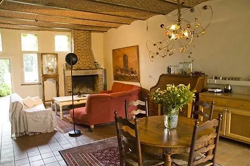 B&B Koetshuis 브뤼헤
